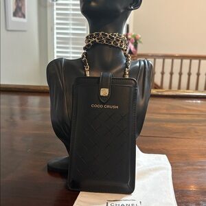 CHANEL Coco Crush Black Quilted Smartphone Crossbody